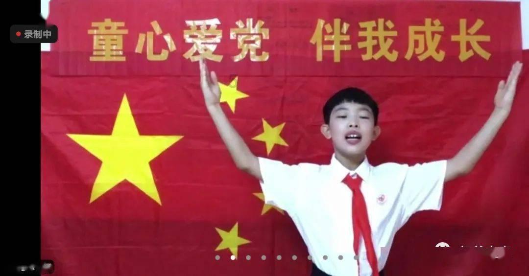 这首诗是谁写（）呀?用哪个的，为什么？